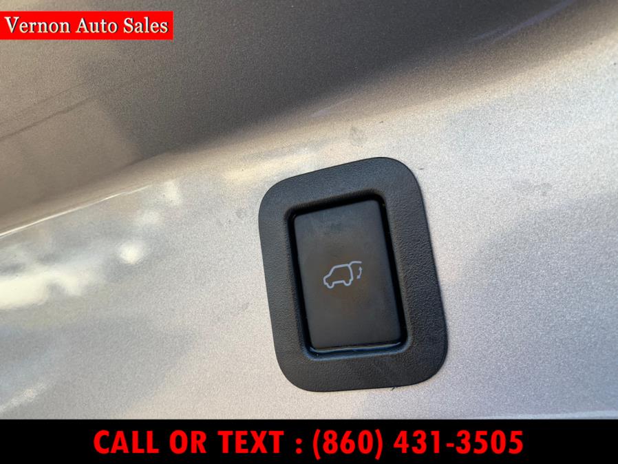 2015 Toyota Highlander AWD 4dr V6 Limited (Natl), available for sale in Manchester, Connecticut | Vernon Auto Sale & Service. Manchester, Connecticut 2015 Toyota Highlander AWD 4dr V6 Limited (Natl), available for sale in Manchester, Connecticut | Vernon Auto Sale & Service. Manchester, Connecticut