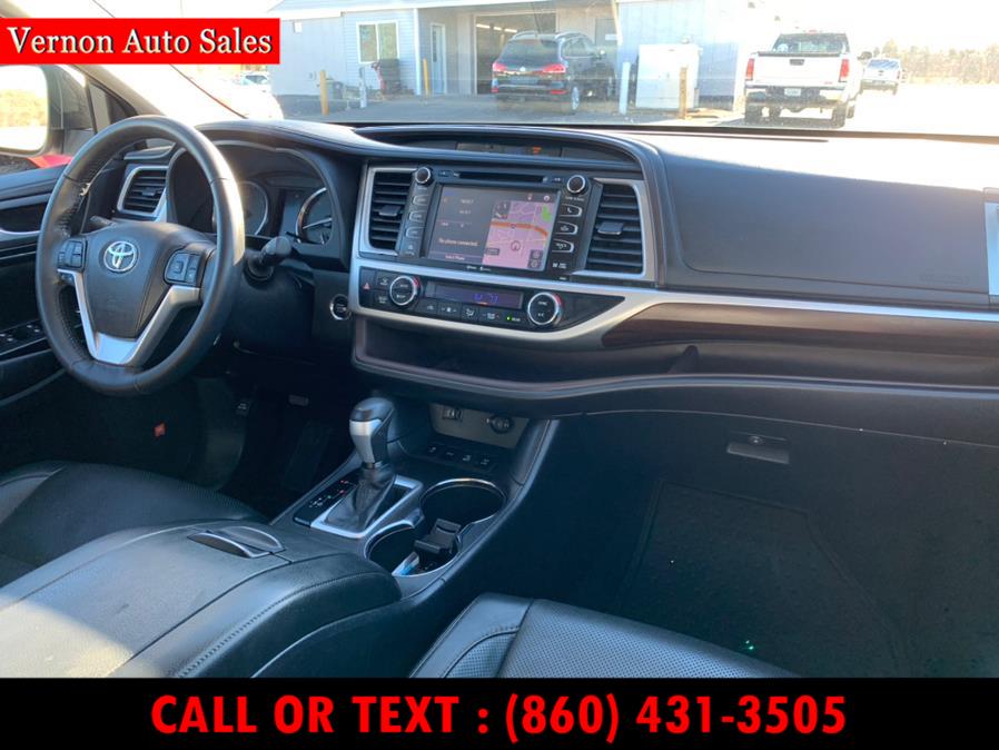 2015 Toyota Highlander AWD 4dr V6 Limited (Natl), available for sale in Manchester, Connecticut | Vernon Auto Sale & Service. Manchester, Connecticut 2015 Toyota Highlander AWD 4dr V6 Limited (Natl), available for sale in Manchester, Connecticut | Vernon Auto Sale & Service. Manchester, Connecticut