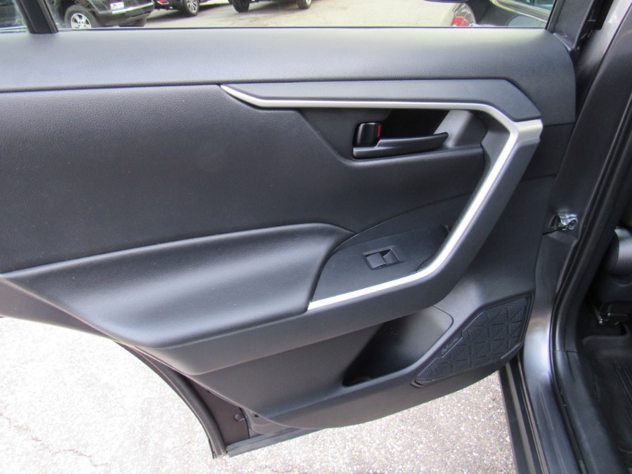 Used Toyota RAV4 LE 2019 | Hilario's Auto Sales Inc.. Worcester, Massachusetts Used Toyota RAV4 LE 2019 | Hilario's Auto Sales Inc.. Worcester, Massachusetts