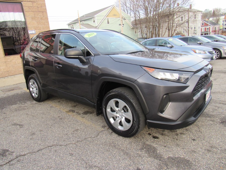 Used Toyota RAV4 LE 2019 | Hilario's Auto Sales Inc.. Worcester, Massachusetts Used Toyota RAV4 LE 2019 | Hilario's Auto Sales Inc.. Worcester, Massachusetts