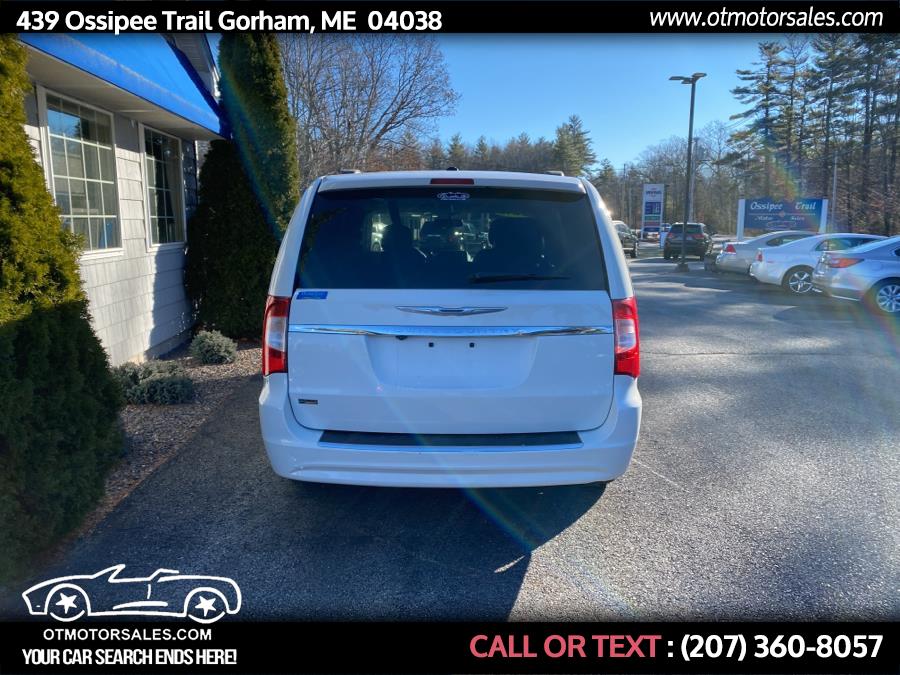 Used Chrysler Town & Country 4dr Wgn Touring 2013 | Ossipee Trail Motor Sales. Gorham, Maine Used Chrysler Town & Country 4dr Wgn Touring 2013 | Ossipee Trail Motor Sales. Gorham, Maine