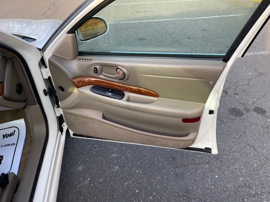 Used Buick LeSabre 4dr Sdn Custom 2003 | Farmington Auto Park LLC. Plainville, Connecticut Used Buick LeSabre 4dr Sdn Custom 2003 | Farmington Auto Park LLC. Plainville, Connecticut