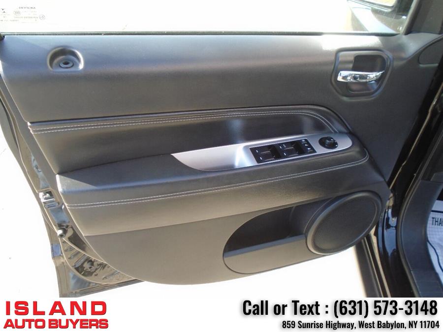 Used Jeep Compass Latitude 4x4 4dr SUV 2015 | Island Auto Buyers. West Babylon, New York Used Jeep Compass Latitude 4x4 4dr SUV 2015 | Island Auto Buyers. West Babylon, New York