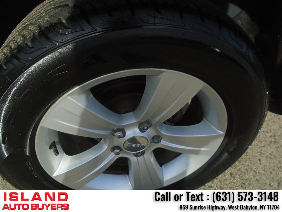 Used Jeep Compass Latitude 4x4 4dr SUV 2015 | Island Auto Buyers. West Babylon, New York Used Jeep Compass Latitude 4x4 4dr SUV 2015 | Island Auto Buyers. West Babylon, New York