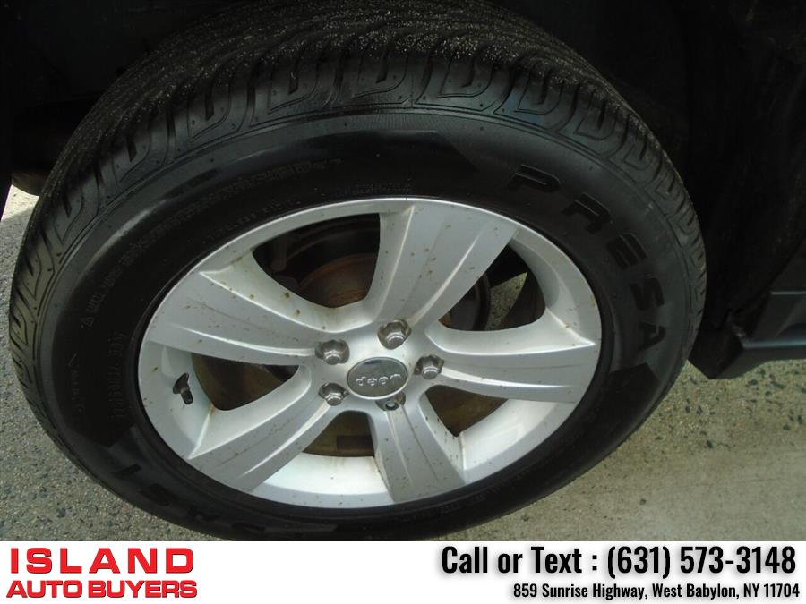 Used Jeep Compass Latitude 4x4 4dr SUV 2015 | Island Auto Buyers. West Babylon, New York Used Jeep Compass Latitude 4x4 4dr SUV 2015 | Island Auto Buyers. West Babylon, New York