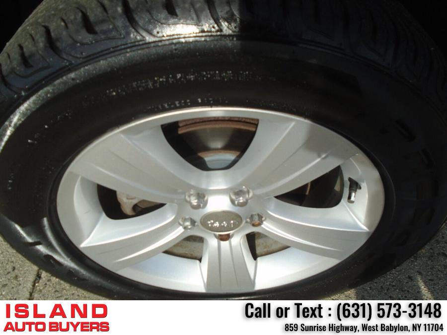 Used Jeep Compass Latitude 4x4 4dr SUV 2015 | Island Auto Buyers. West Babylon, New York Used Jeep Compass Latitude 4x4 4dr SUV 2015 | Island Auto Buyers. West Babylon, New York