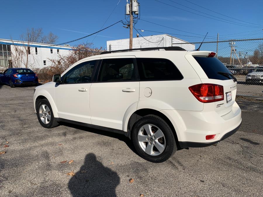Used Dodge Journey AWD 4dr Mainstreet 2011 | Dealertown Auto Wholesalers. Milford, Connecticut Used Dodge Journey AWD 4dr Mainstreet 2011 | Dealertown Auto Wholesalers. Milford, Connecticut