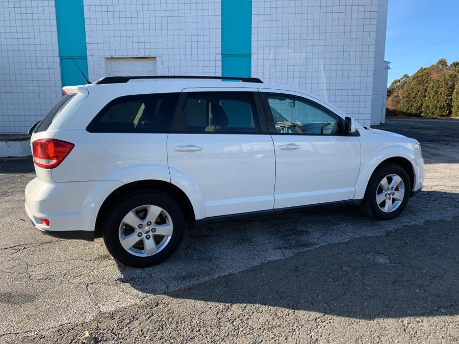 Used Dodge Journey AWD 4dr Mainstreet 2011 | Dealertown Auto Wholesalers. Milford, Connecticut Used Dodge Journey AWD 4dr Mainstreet 2011 | Dealertown Auto Wholesalers. Milford, Connecticut