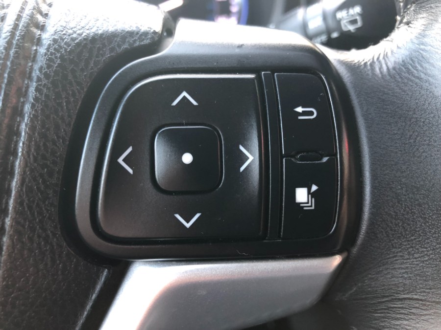 Used Toyota Highlander AWD 4dr V6 Limited (Natl) 2014 | Bristol Auto Center LLC. Bristol, Connecticut Used Toyota Highlander AWD 4dr V6 Limited (Natl) 2014 | Bristol Auto Center LLC. Bristol, Connecticut