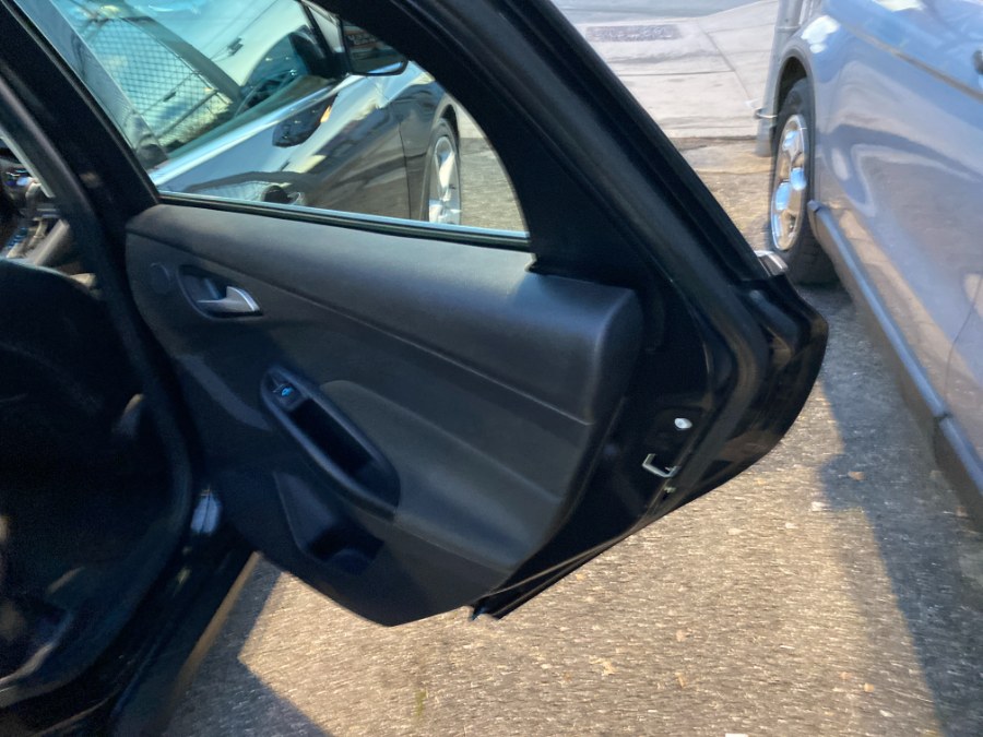 Used Ford Focus 4dr Sdn Titanium 2013 | Middle Village Motors . Middle Village, New York Used Ford Focus 4dr Sdn Titanium 2013 | Middle Village Motors . Middle Village, New York