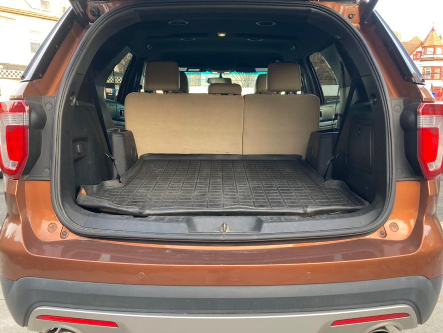 Used Ford Explorer XLT 4WD 2017 | Champion Used Auto Sales 2. Newark , New Jersey Used Ford Explorer XLT 4WD 2017 | Champion Used Auto Sales 2. Newark , New Jersey