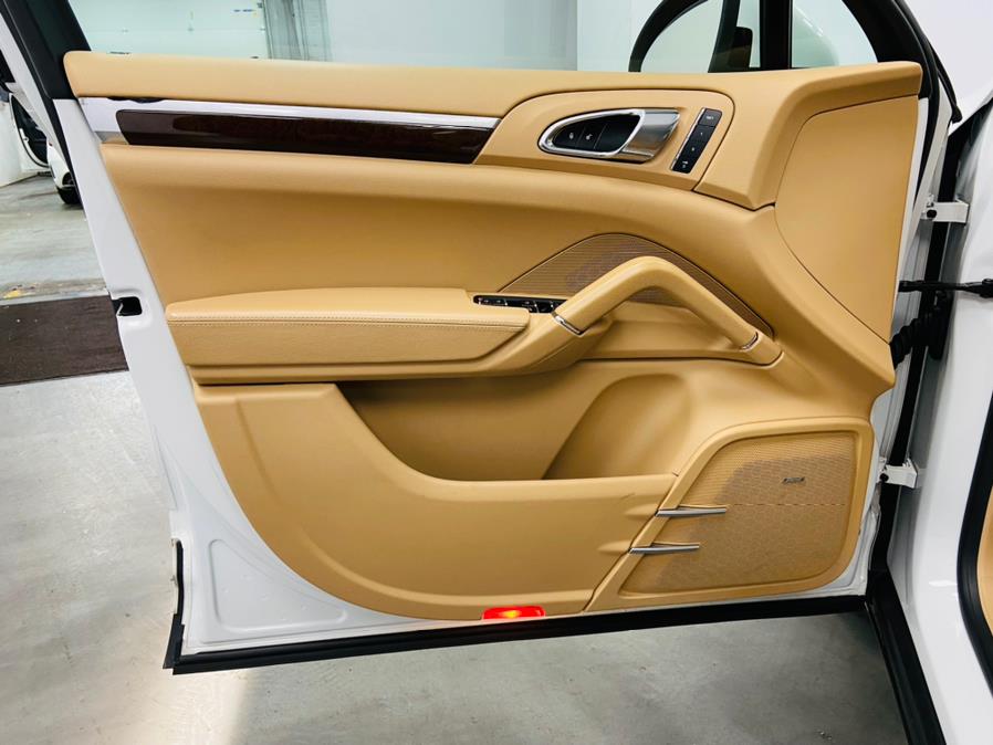 2013 Porsche Cayenne AWD 4dr Tiptronic, available for sale in Linden, New Jersey | East Coast Auto Group. Linden, New Jersey 2013 Porsche Cayenne AWD 4dr Tiptronic, available for sale in Linden, New Jersey | East Coast Auto Group. Linden, New Jersey