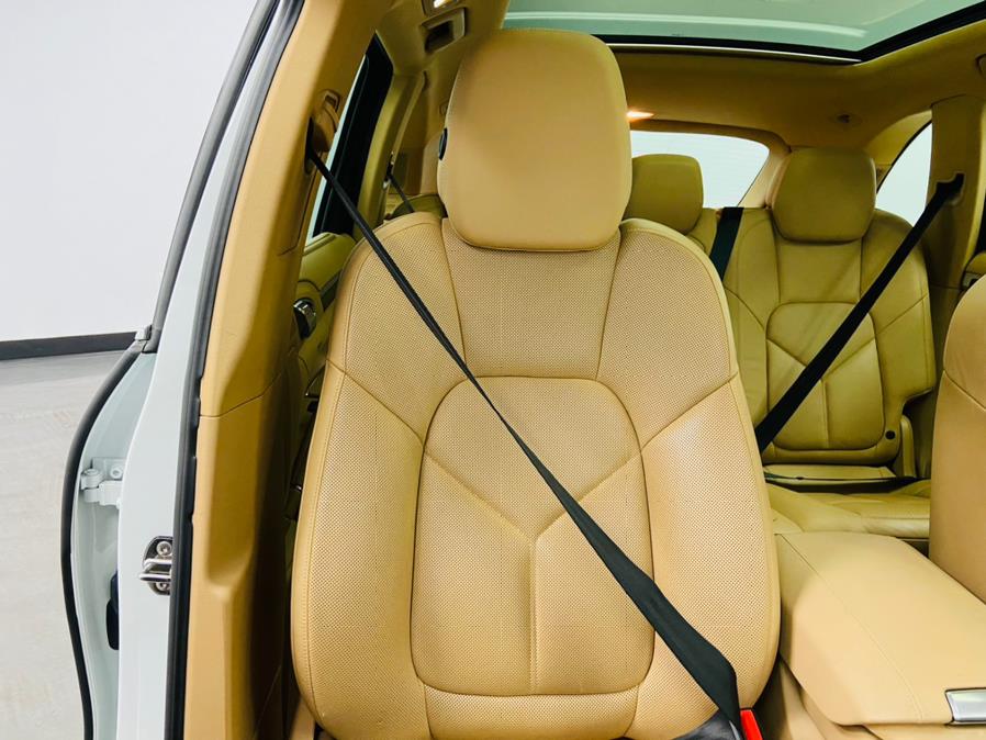 2013 Porsche Cayenne AWD 4dr Tiptronic, available for sale in Linden, New Jersey | East Coast Auto Group. Linden, New Jersey 2013 Porsche Cayenne AWD 4dr Tiptronic, available for sale in Linden, New Jersey | East Coast Auto Group. Linden, New Jersey