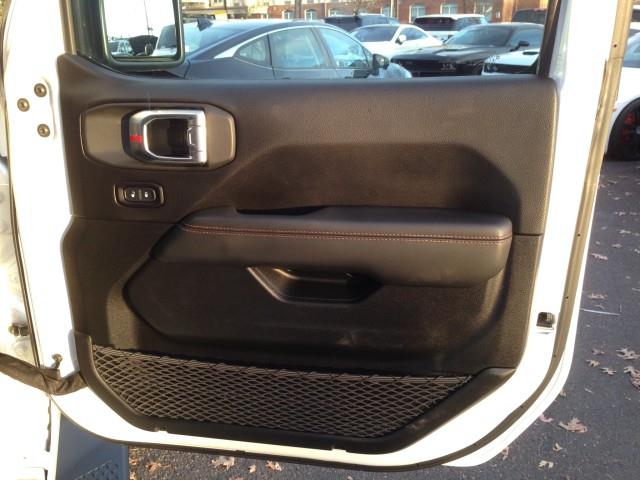 Used Jeep Gladiator Overland 4WD w/ Navi & rearCam 2020 | Car Revolution. Maple Shade, New Jersey Used Jeep Gladiator Overland 4WD w/ Navi & rearCam 2020 | Car Revolution. Maple Shade, New Jersey