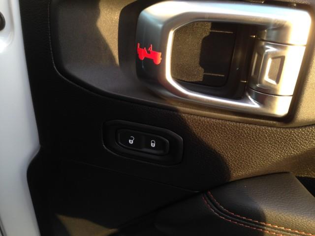 Used Jeep Gladiator Overland 4WD w/ Navi & rearCam 2020 | Car Revolution. Maple Shade, New Jersey Used Jeep Gladiator Overland 4WD w/ Navi & rearCam 2020 | Car Revolution. Maple Shade, New Jersey