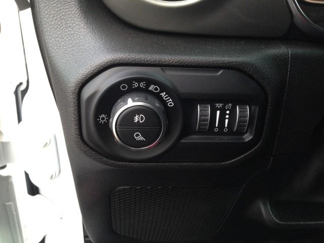 Used Jeep Gladiator Overland 4WD w/ Navi & rearCam 2020 | Car Revolution. Maple Shade, New Jersey Used Jeep Gladiator Overland 4WD w/ Navi & rearCam 2020 | Car Revolution. Maple Shade, New Jersey