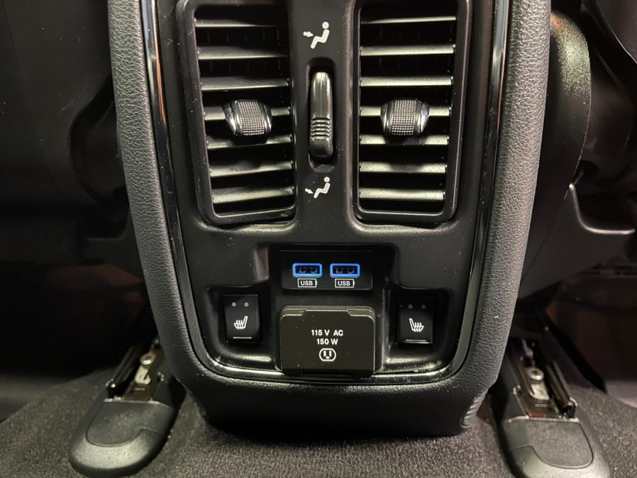 Used Jeep Grand Cherokee Limited 4x4 2020 | Power Motors East. Massapequa Park, New York Used Jeep Grand Cherokee Limited 4x4 2020 | Power Motors East. Massapequa Park, New York