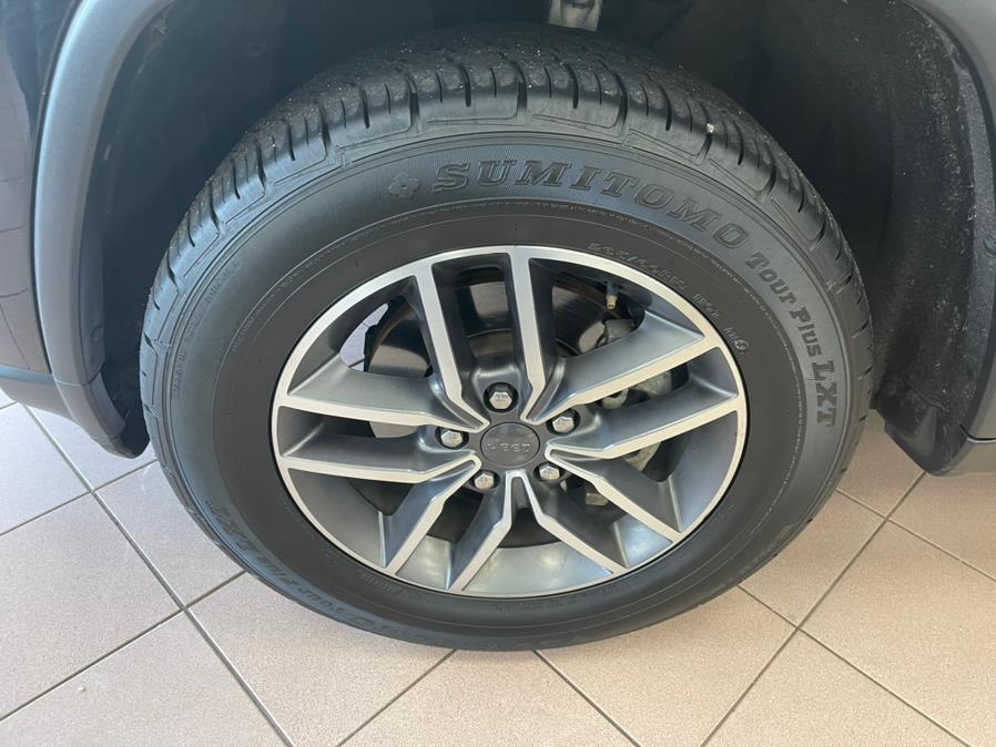 Used Jeep Grand Cherokee Limited 4x4 2020 | Power Motors East. Massapequa Park, New York Used Jeep Grand Cherokee Limited 4x4 2020 | Power Motors East. Massapequa Park, New York
