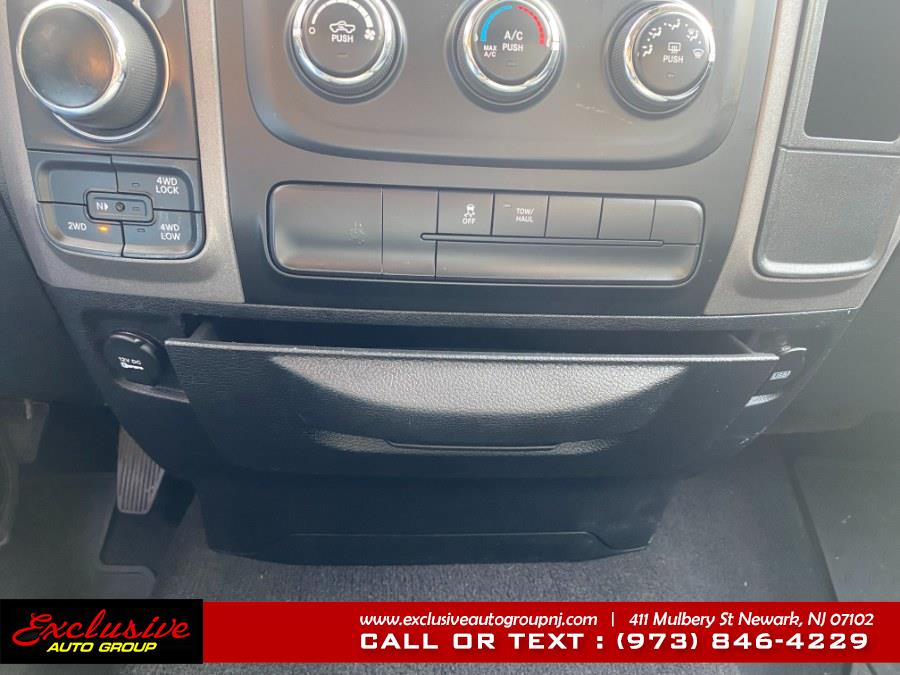 Used Ram 1500 Express 4x4 Quad Cab 6''4" Box 2017 | Exclusive Auto Group. Newark, New Jersey Used Ram 1500 Express 4x4 Quad Cab 6''4" Box 2017 | Exclusive Auto Group. Newark, New Jersey