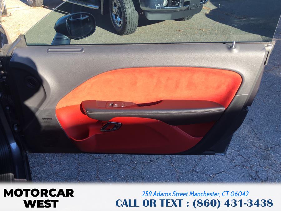 Used Dodge Challenger 2dr Cpe SRT Hellcat 2016 | Motorcar West. Manchester, Connecticut Used Dodge Challenger 2dr Cpe SRT Hellcat 2016 | Motorcar West. Manchester, Connecticut