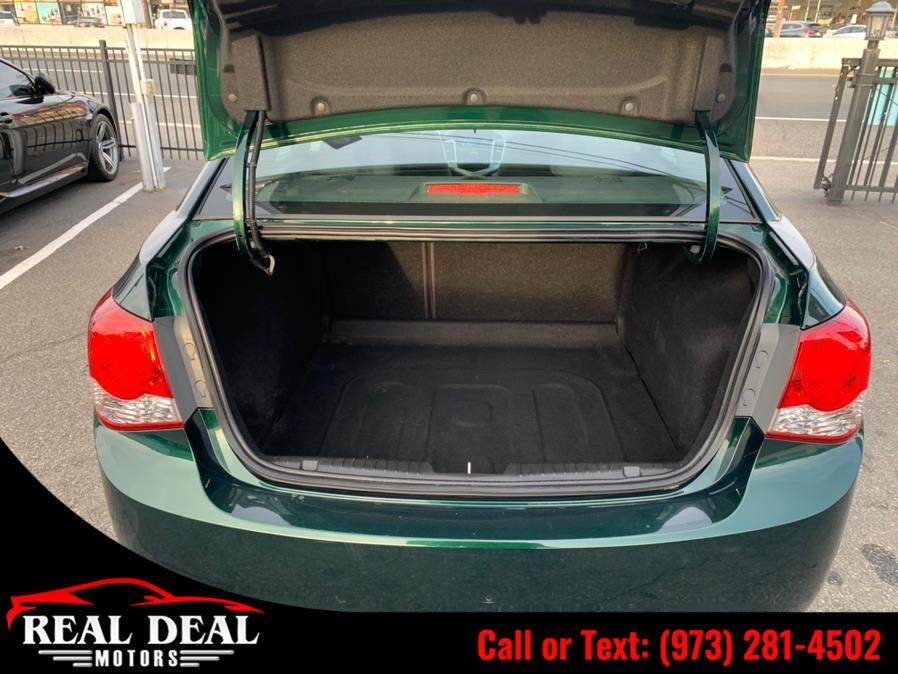 Used Chevrolet Cruze 4dr Sdn Auto 1LT 2014 | Real Deal Motors. Lodi, New Jersey Used Chevrolet Cruze 4dr Sdn Auto 1LT 2014 | Real Deal Motors. Lodi, New Jersey