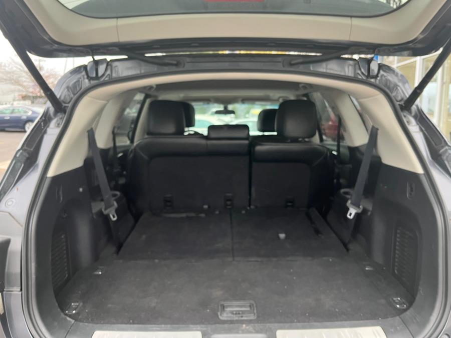 2013 Infiniti JX35 LOW MILES!, available for sale in Elmont, New York | Sunrise of Elmont. Elmont, New York 2013 Infiniti JX35 LOW MILES!, available for sale in Elmont, New York | Sunrise of Elmont. Elmont, New York
