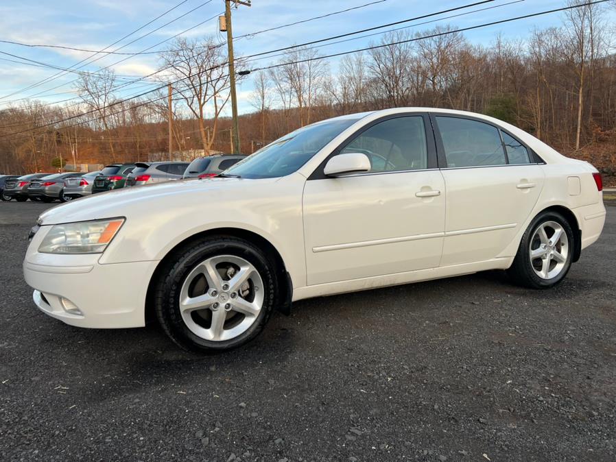 2009 Hyundai Sonata 4dr Sdn V6 Auto SE, available for sale in Berlin, Connecticut | Main Auto of Berlin. Berlin, Connecticut