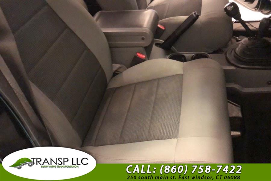 Used Jeep Wrangler Unlimited 4WD 4dr X 2009 | Trans P LLC. East Windsor, Connecticut Used Jeep Wrangler Unlimited 4WD 4dr X 2009 | Trans P LLC. East Windsor, Connecticut