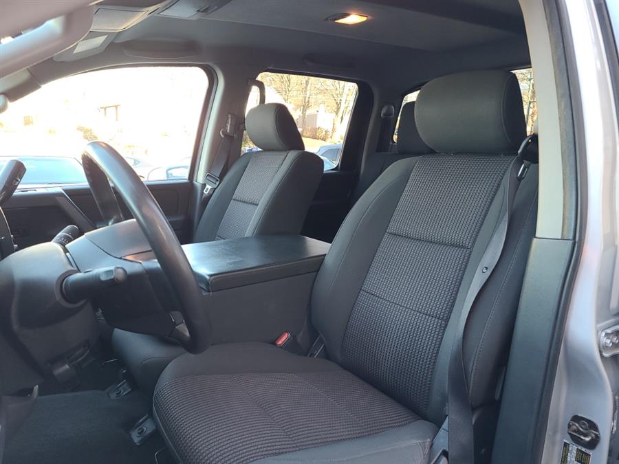 2012 Nissan Titan 4WD Crew Cab SV, available for sale in Waterbury, Connecticut | National Auto Brokers, Inc.. Waterbury, Connecticut 2012 Nissan Titan 4WD Crew Cab SV, available for sale in Waterbury, Connecticut | National Auto Brokers, Inc.. Waterbury, Connecticut