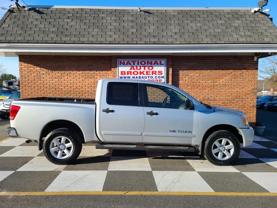 2012 Nissan Titan 4WD Crew Cab SV, available for sale in Waterbury, Connecticut | National Auto Brokers, Inc.. Waterbury, Connecticut 2012 Nissan Titan 4WD Crew Cab SV, available for sale in Waterbury, Connecticut | National Auto Brokers, Inc.. Waterbury, Connecticut