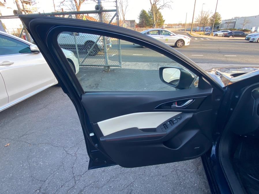 Used Mazda Mazda3 5dr HB Auto s Grand Touring 2015 | VEB Auto Sales. Hartford, Connecticut Used Mazda Mazda3 5dr HB Auto s Grand Touring 2015 | VEB Auto Sales. Hartford, Connecticut