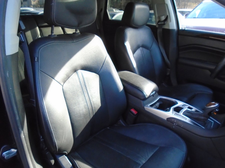 Used Cadillac SRX AWD 4dr Luxury Collection 2014 | Jim Juliani Motors. Waterbury, Connecticut