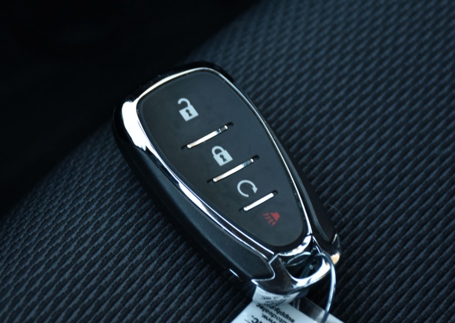Used Chevrolet Cruze 4dr HB 1.4L LT w/1SD 2017 | Highline Car Connection. Waterbury, Connecticut Used Chevrolet Cruze 4dr HB 1.4L LT w/1SD 2017 | Highline Car Connection. Waterbury, Connecticut