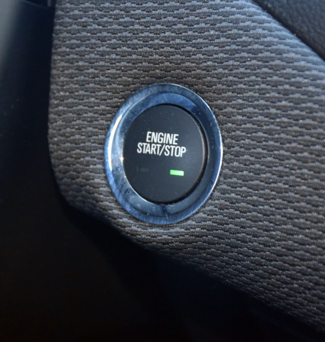 Used Chevrolet Cruze 4dr HB 1.4L LT w/1SD 2017 | Highline Car Connection. Waterbury, Connecticut Used Chevrolet Cruze 4dr HB 1.4L LT w/1SD 2017 | Highline Car Connection. Waterbury, Connecticut