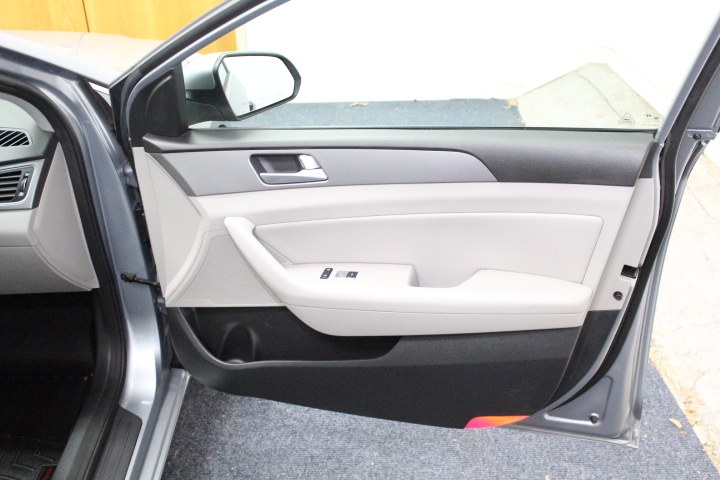 Used Hyundai Sonata 4dr Sdn 1.6T Eco 2015 | New England Auto Sales LLC. Plainville, Connecticut Used Hyundai Sonata 4dr Sdn 1.6T Eco 2015 | New England Auto Sales LLC. Plainville, Connecticut