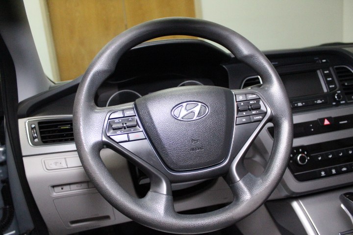 Used Hyundai Sonata 4dr Sdn 1.6T Eco 2015 | New England Auto Sales LLC. Plainville, Connecticut Used Hyundai Sonata 4dr Sdn 1.6T Eco 2015 | New England Auto Sales LLC. Plainville, Connecticut