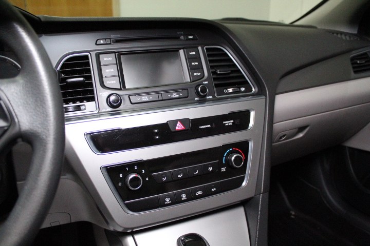 Used Hyundai Sonata 4dr Sdn 1.6T Eco 2015 | New England Auto Sales LLC. Plainville, Connecticut Used Hyundai Sonata 4dr Sdn 1.6T Eco 2015 | New England Auto Sales LLC. Plainville, Connecticut