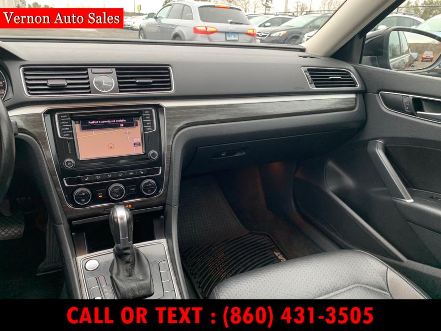 2016 Volkswagen Passat 4dr Sdn 1.8T Auto SE PZEV, available for sale in Manchester, Connecticut | Vernon Auto Sale & Service. Manchester, Connecticut 2016 Volkswagen Passat 4dr Sdn 1.8T Auto SE PZEV, available for sale in Manchester, Connecticut | Vernon Auto Sale & Service. Manchester, Connecticut
