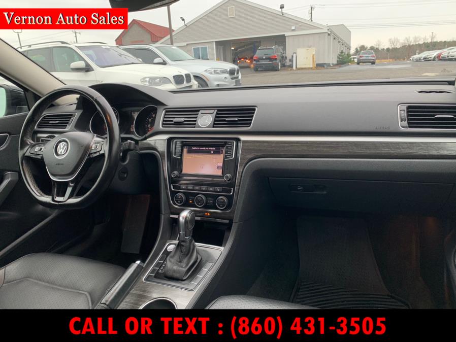 2016 Volkswagen Passat 4dr Sdn 1.8T Auto SE PZEV, available for sale in Manchester, Connecticut | Vernon Auto Sale & Service. Manchester, Connecticut 2016 Volkswagen Passat 4dr Sdn 1.8T Auto SE PZEV, available for sale in Manchester, Connecticut | Vernon Auto Sale & Service. Manchester, Connecticut