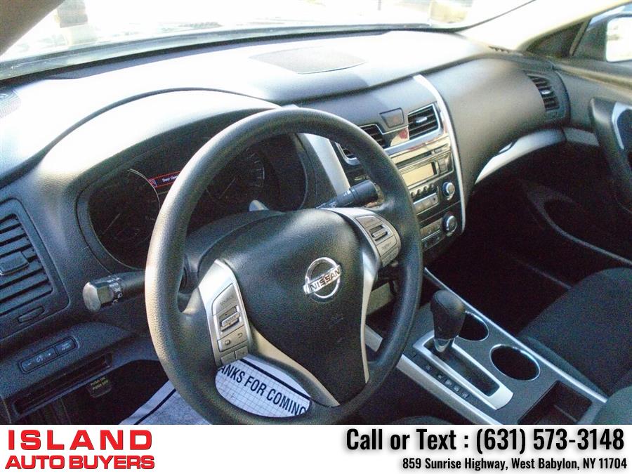 Used Nissan Altima 2.5 S 4dr Sedan 2015 | Island Auto Buyers. West Babylon, New York Used Nissan Altima 2.5 S 4dr Sedan 2015 | Island Auto Buyers. West Babylon, New York