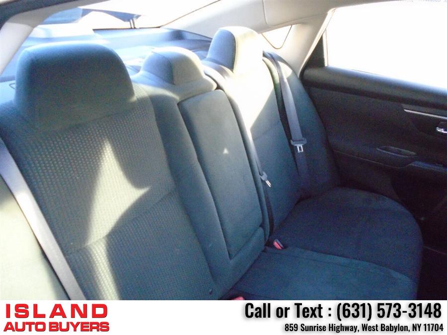 Used Nissan Altima 2.5 S 4dr Sedan 2015 | Island Auto Buyers. West Babylon, New York Used Nissan Altima 2.5 S 4dr Sedan 2015 | Island Auto Buyers. West Babylon, New York