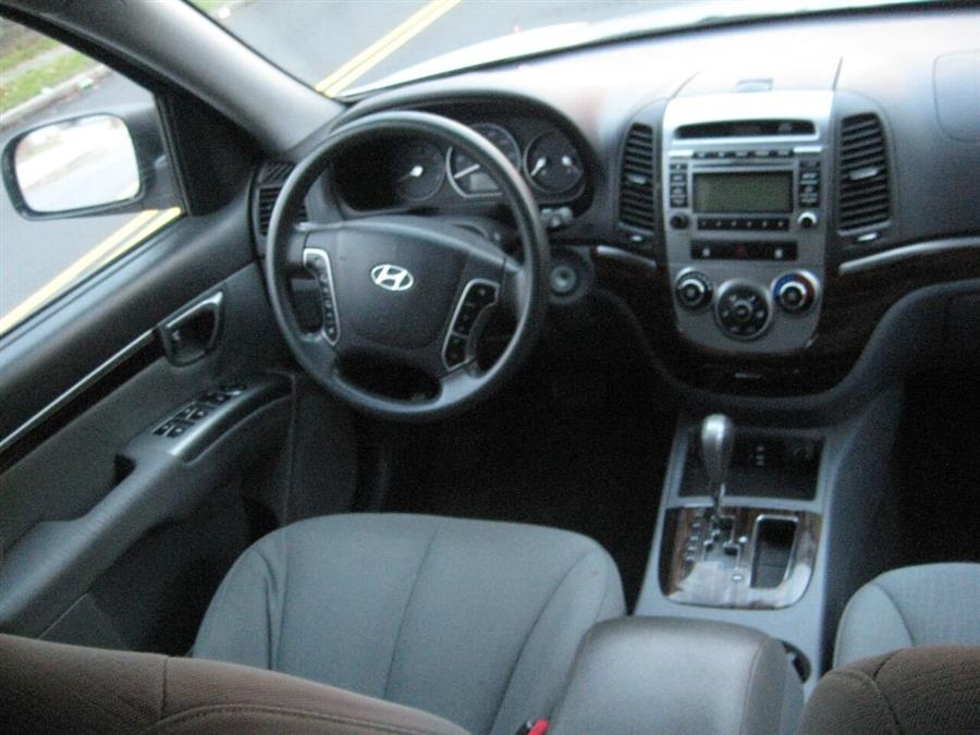 Used Hyundai Santa Fe GLS AWD 4dr SUV 2010 | Rite Choice Auto Inc.. Massapequa, New York