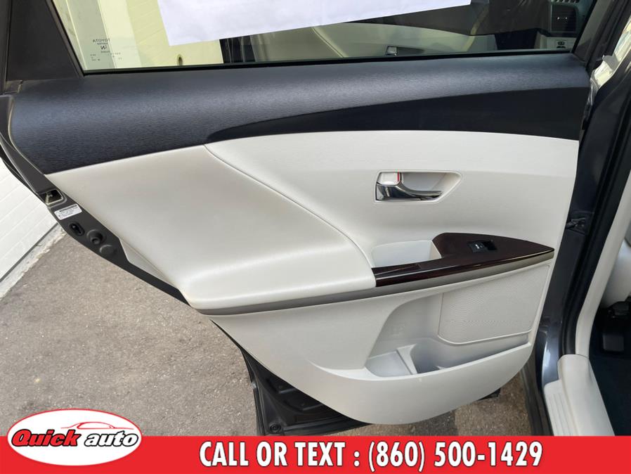 Used Toyota Venza 4dr Wgn I4 AWD 2009 | Quick Auto LLC. Bristol, Connecticut Used Toyota Venza 4dr Wgn I4 AWD 2009 | Quick Auto LLC. Bristol, Connecticut