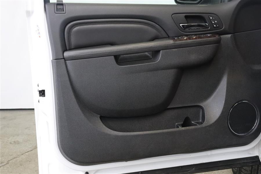 2014 GMC Yukon Xl DENALI, available for sale in Paterson, New Jersey | Fast Track Motors. Paterson, New Jersey 2014 GMC Yukon Xl DENALI, available for sale in Paterson, New Jersey | Fast Track Motors. Paterson, New Jersey