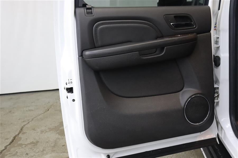 2014 GMC Yukon Xl DENALI, available for sale in Paterson, New Jersey | Fast Track Motors. Paterson, New Jersey 2014 GMC Yukon Xl DENALI, available for sale in Paterson, New Jersey | Fast Track Motors. Paterson, New Jersey