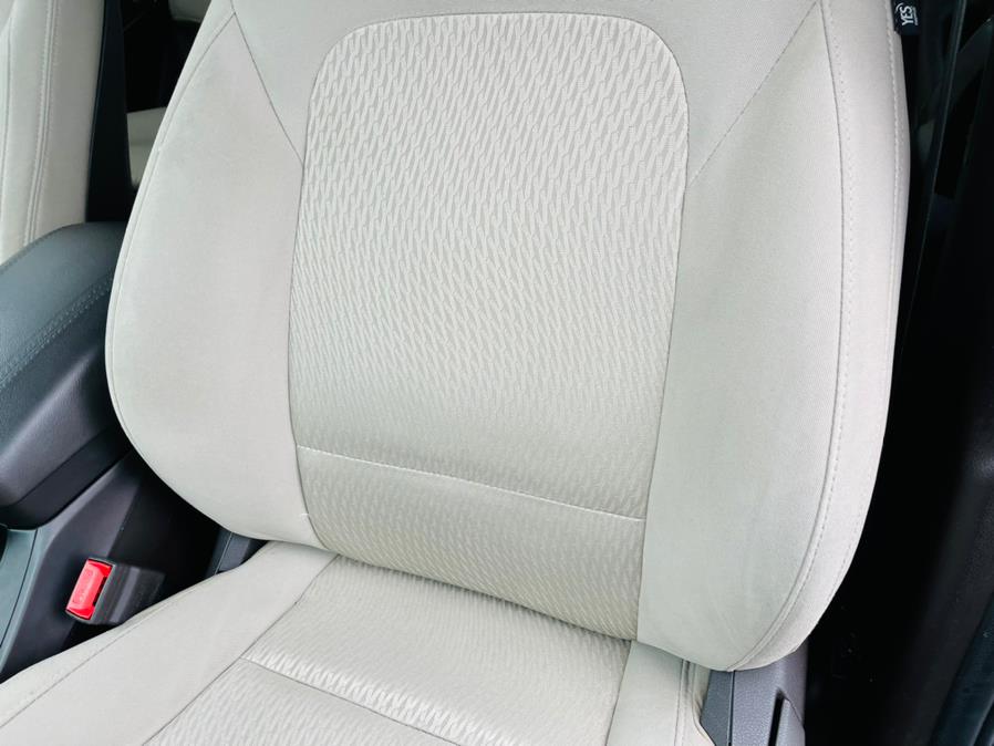 Used Hyundai Santa Fe Sport 2.4L Auto AWD 2017 | Supreme Automotive. New Britain, Connecticut Used Hyundai Santa Fe Sport 2.4L Auto AWD 2017 | Supreme Automotive. New Britain, Connecticut