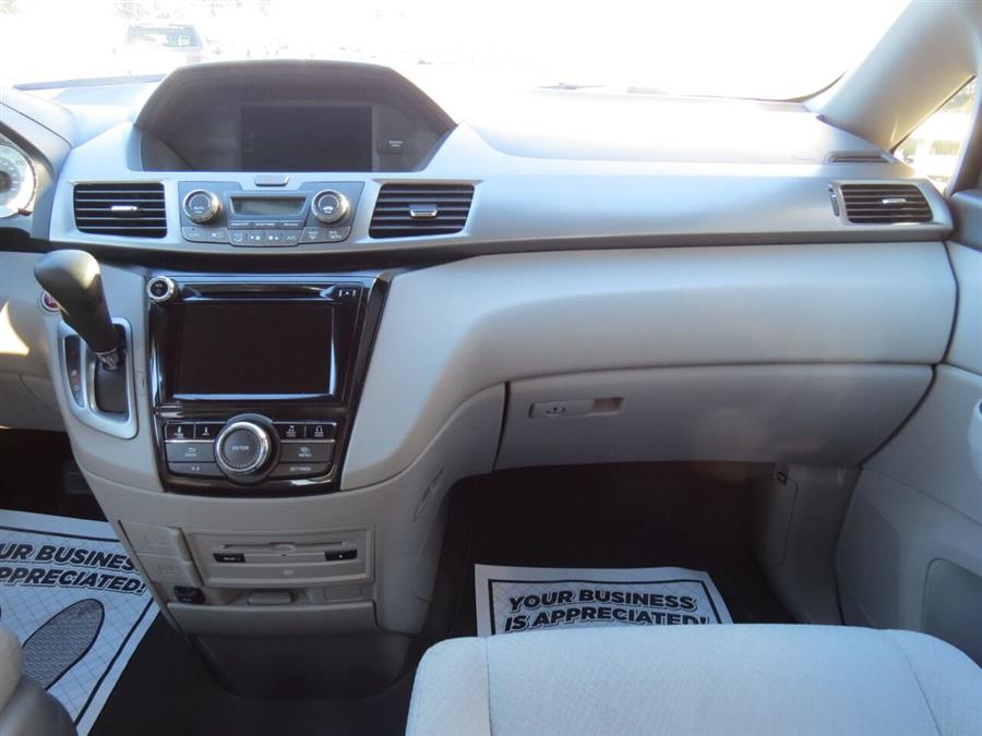 Used Honda Odyssey SE 4dr Mini Van 2016 | Lake City Exports Inc. Auburn, Maine Used Honda Odyssey SE 4dr Mini Van 2016 | Lake City Exports Inc. Auburn, Maine