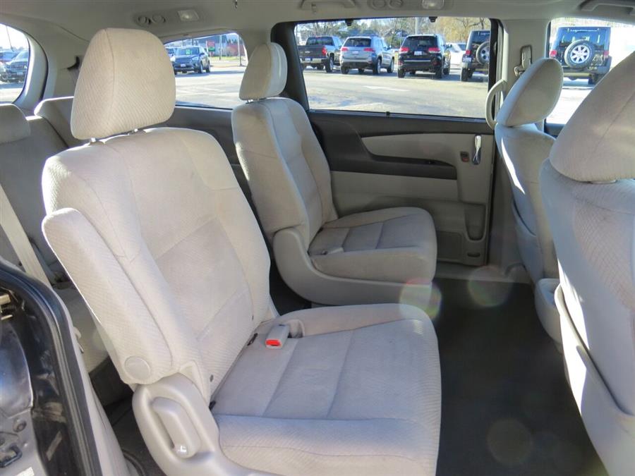Used Honda Odyssey SE 4dr Mini Van 2016 | Lake City Exports Inc. Auburn, Maine Used Honda Odyssey SE 4dr Mini Van 2016 | Lake City Exports Inc. Auburn, Maine