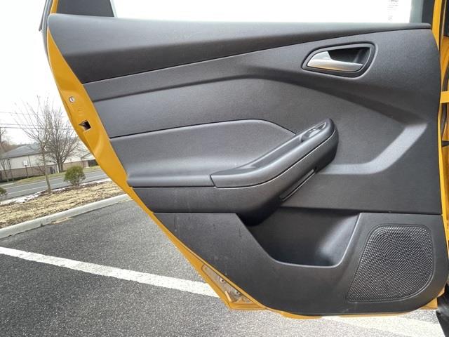 Used Ford Focus SE 2012 | Blasius Federal Road. Brookfield, Connecticut Used Ford Focus SE 2012 | Blasius Federal Road. Brookfield, Connecticut