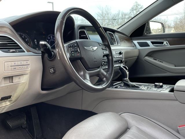 Used Hyundai Genesis 3.8 2015 | Blasius Federal Road. Brookfield, Connecticut Used Hyundai Genesis 3.8 2015 | Blasius Federal Road. Brookfield, Connecticut